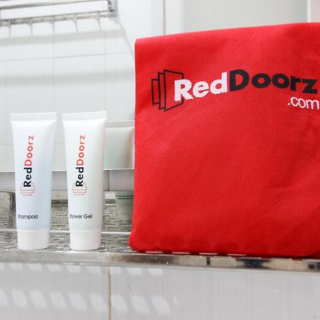 RedDoorz Plus near UPN Jogjakarta 2 Maguwo Zewnętrze zdjęcie