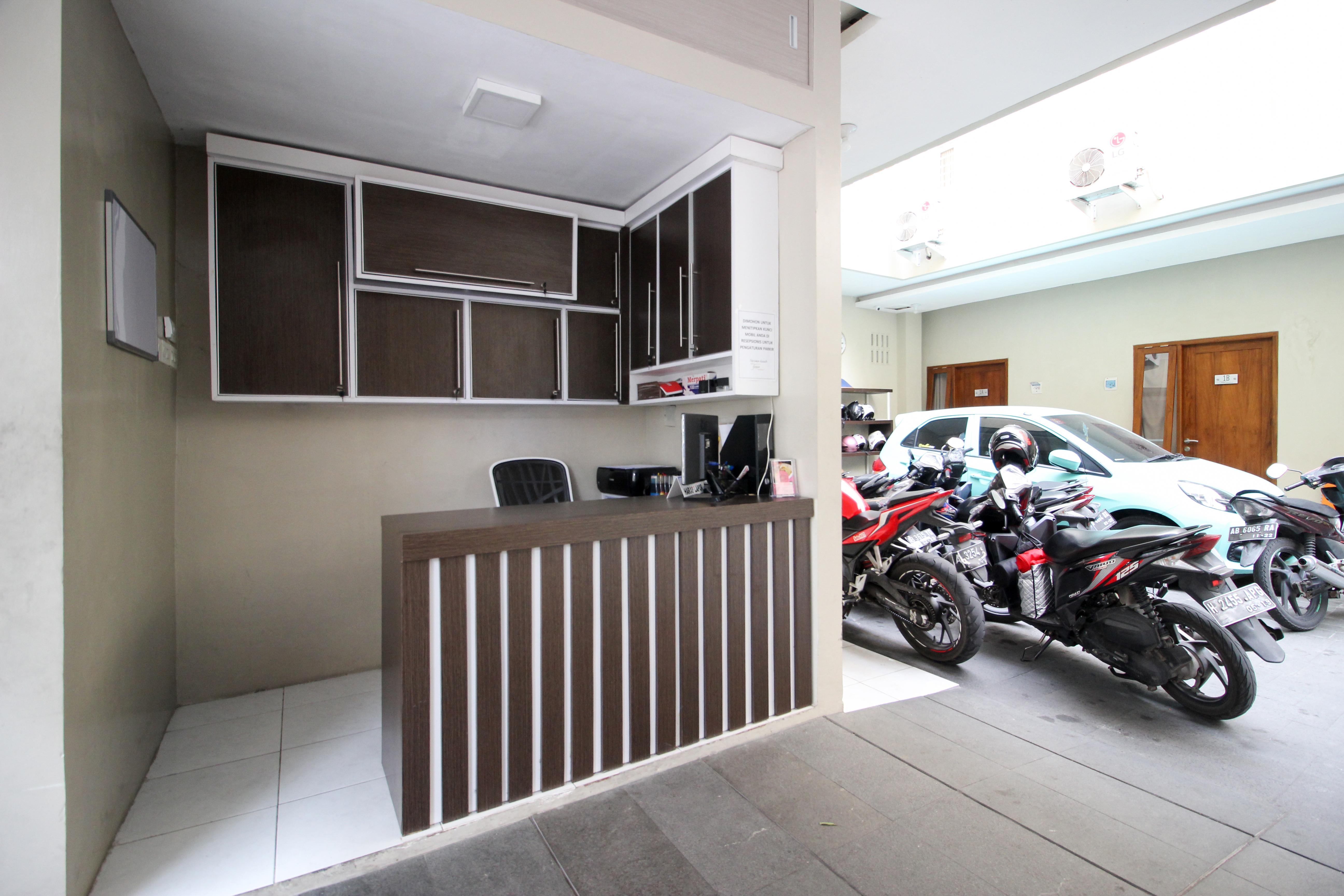 RedDoorz Plus near UPN Jogjakarta 2 Maguwo Zewnętrze zdjęcie