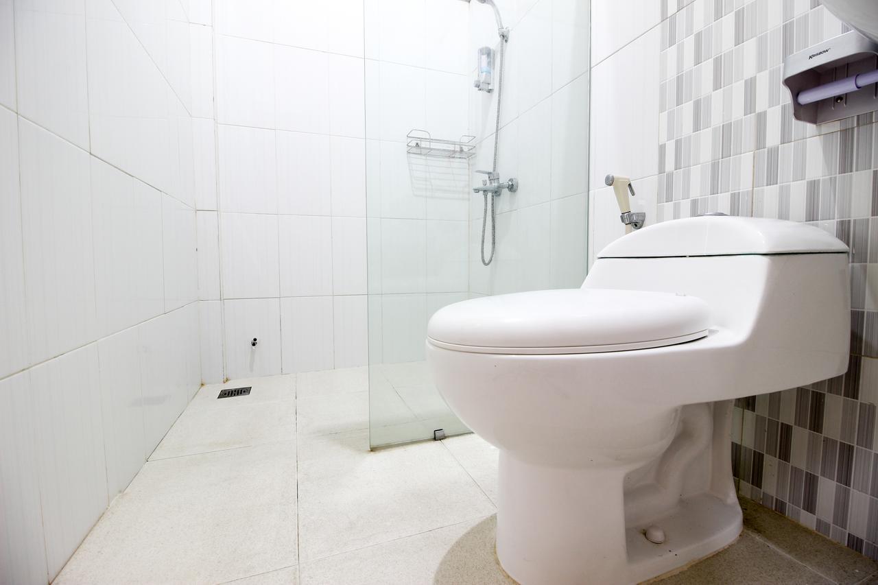 RedDoorz Plus near UPN Jogjakarta 2 Maguwo Zewnętrze zdjęcie