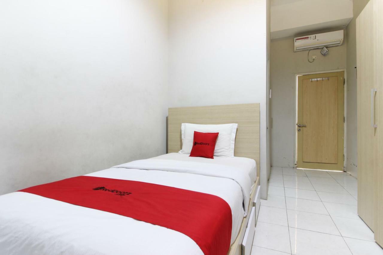 RedDoorz Plus near UPN Jogjakarta 2 Maguwo Zewnętrze zdjęcie